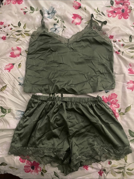 Forever 21 Other - Forever 21 Olive Green Satin Lace-Trim Cami & Shorts Set